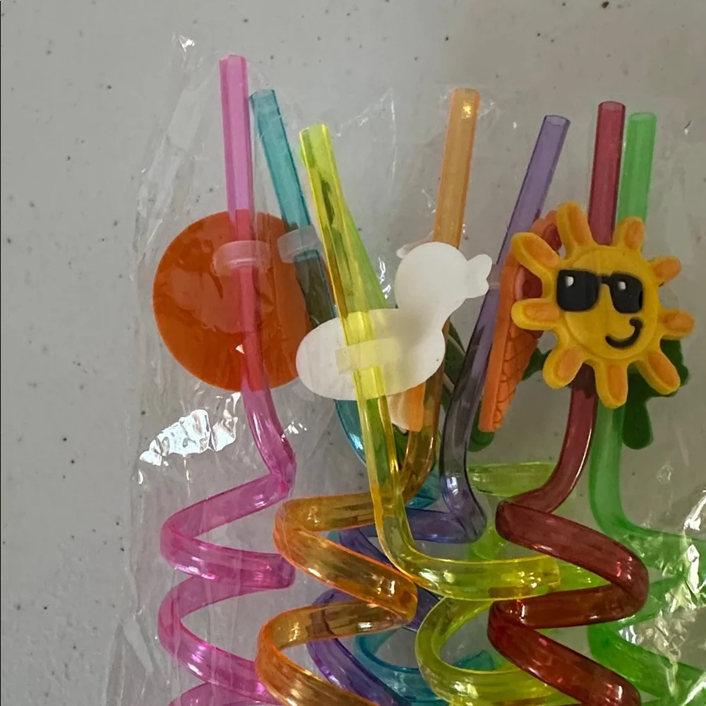 Colorful Tropical Twist Plastic Straws – Party Drink Set of 8